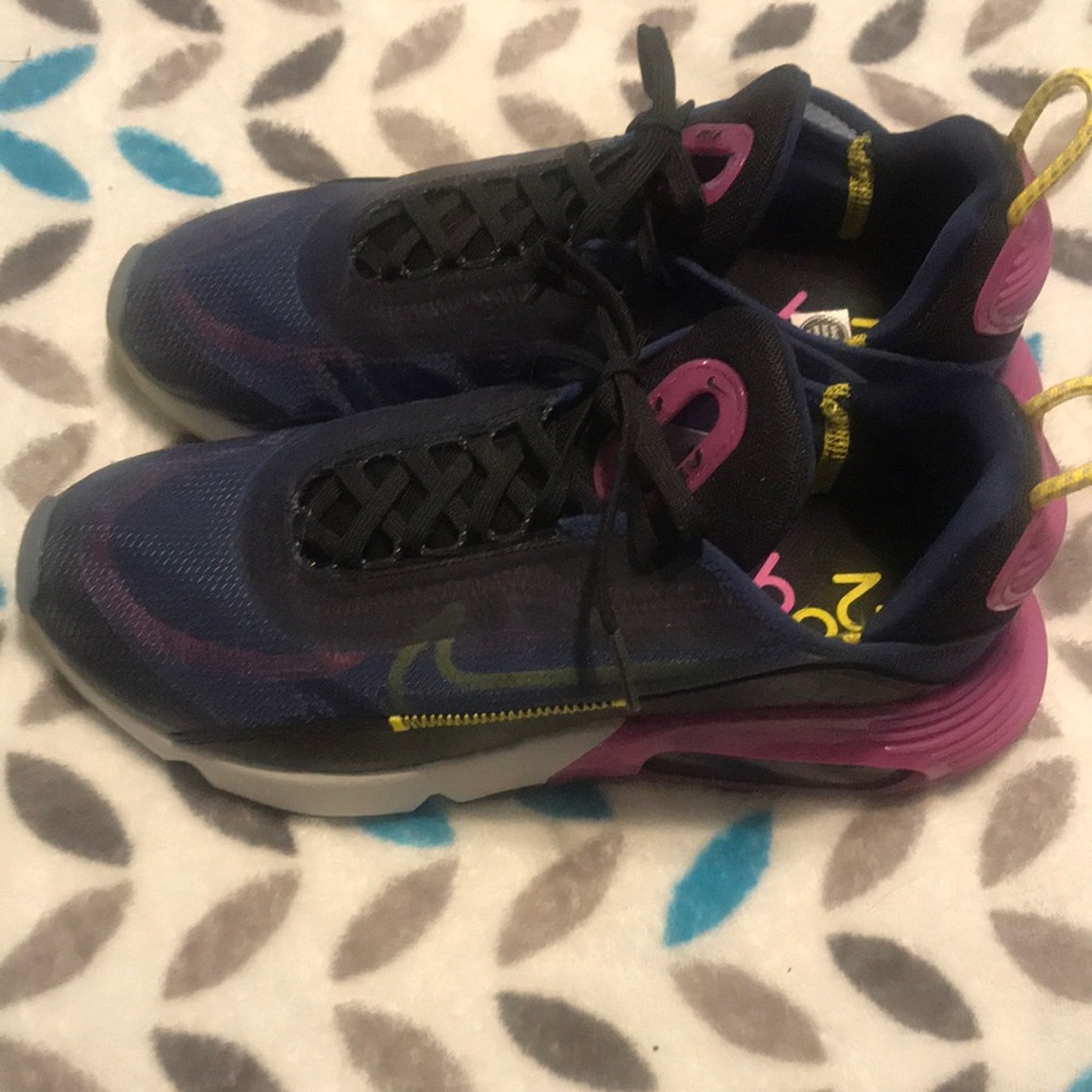Nike 290